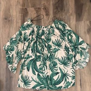 Off the shoulder summer banana leaf top